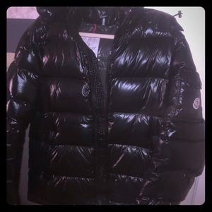 Authentic Men’s Moncler Jacket Size 6 equiv to XL